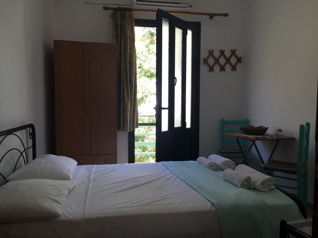 Ferienwohnung Icthyoessa Ágios Kírykos Zimmer foto
